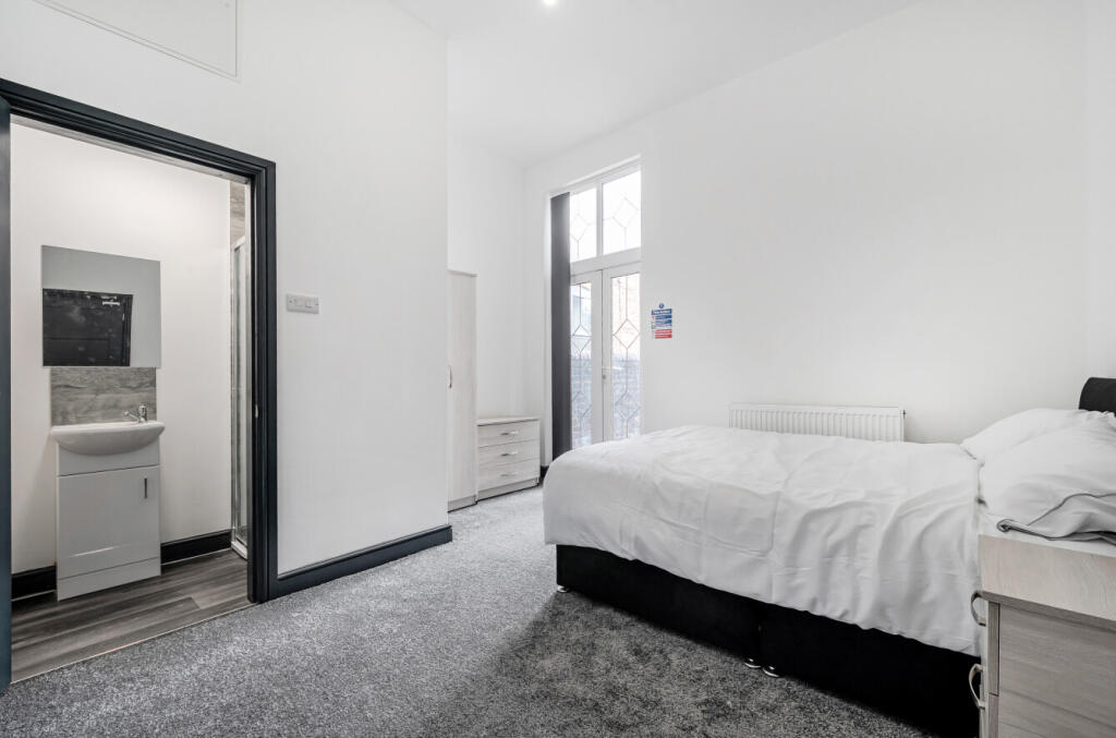 9-681b1af9edffb-1...