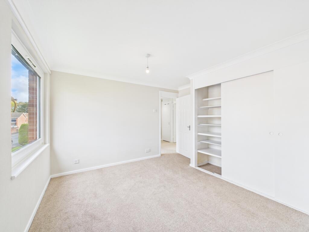 CAM02023G0-PR0176-STILL013