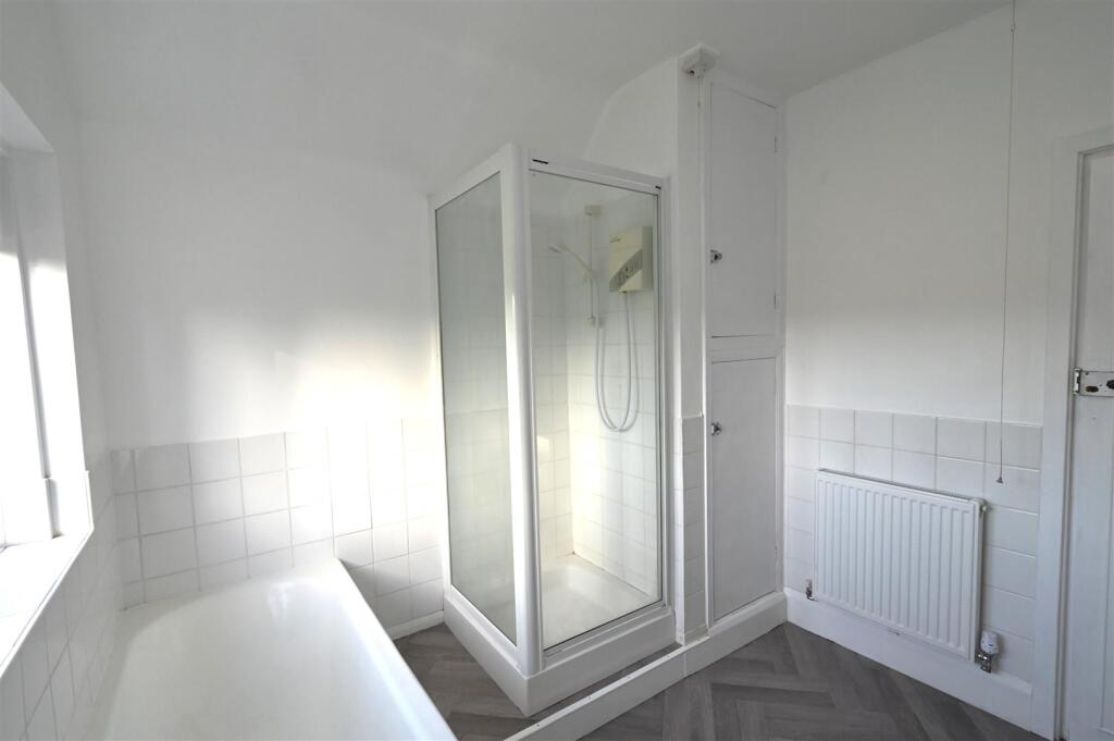 bath 3.JPG