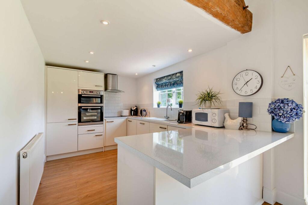 Annexe - Living and Kitchen