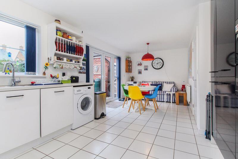 Kitchen/Diner/Family