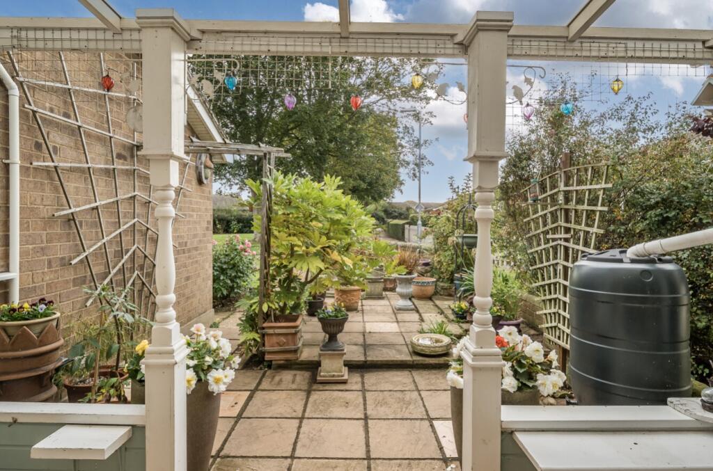 1361416-4-68dd6420ce42a