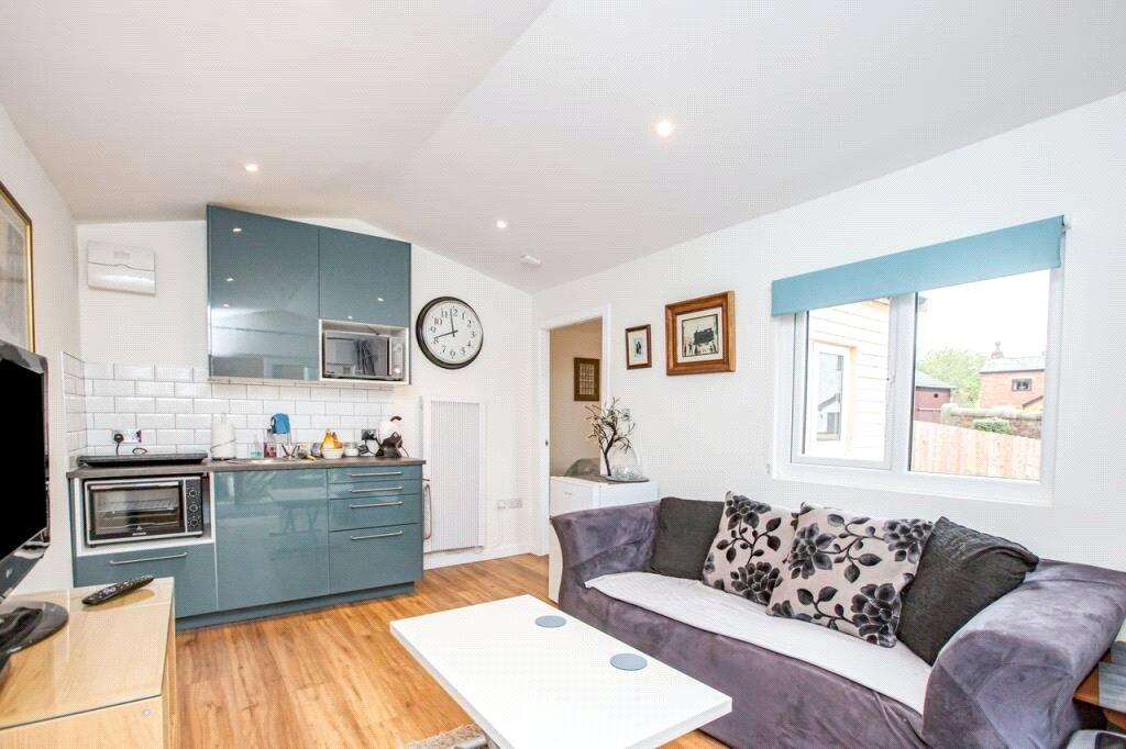 Annex Lounge/Kitchen