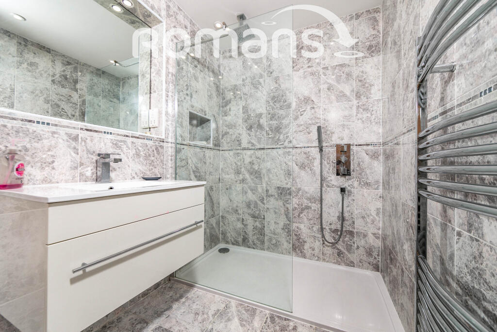 bathroom1