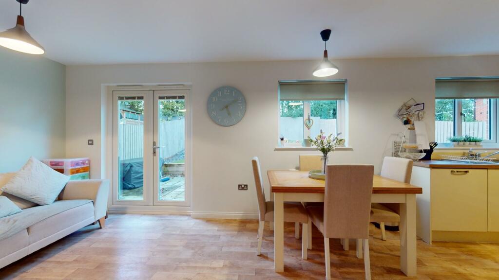 KITCHEN/DINING/FAMILY ROOM