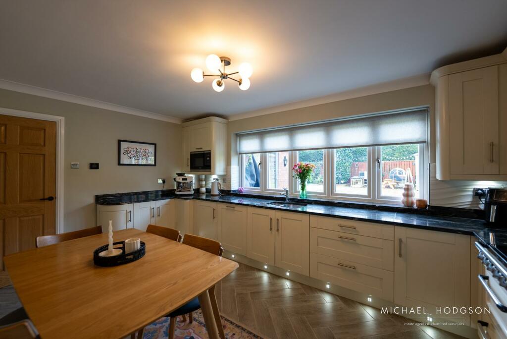 Lodgeside Meadow-15.jpg