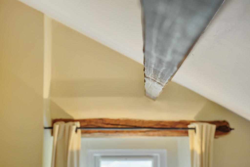 Exposed beams