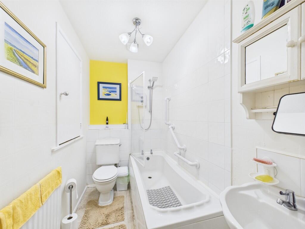 CAM01835G0-PR0206...