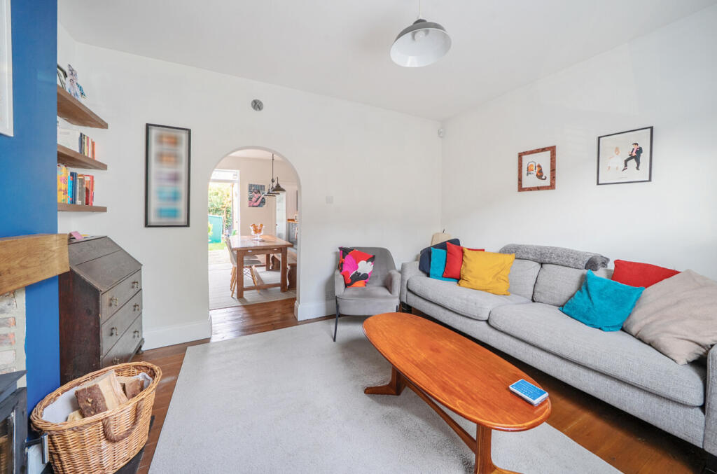 1371611-13-690b6a...