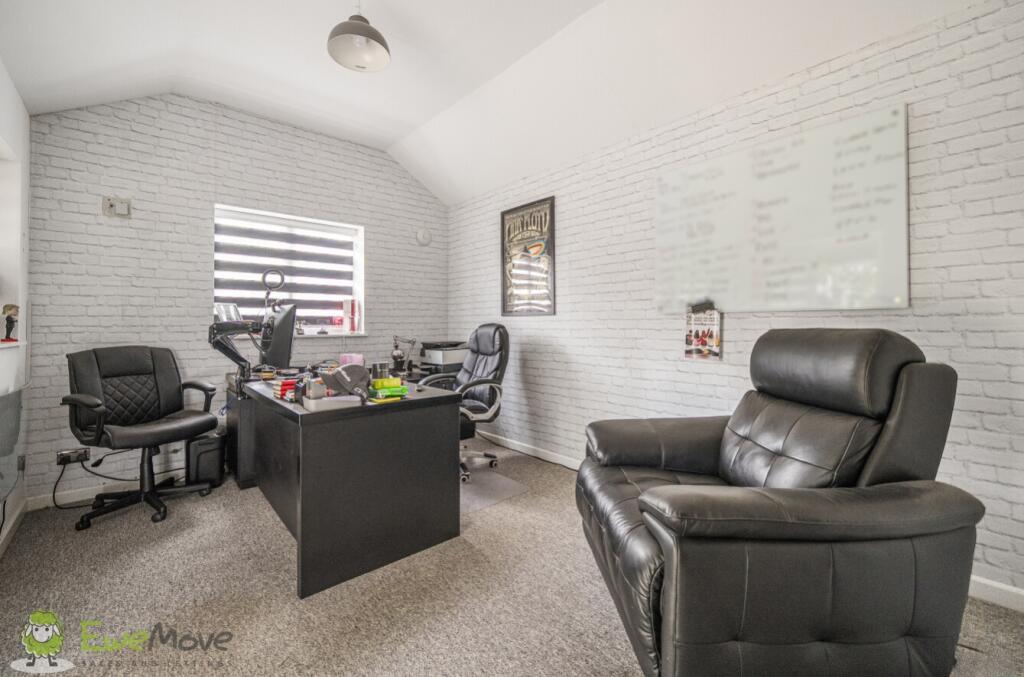 c7043801-0295-4e4b-aa20-fb910af70483