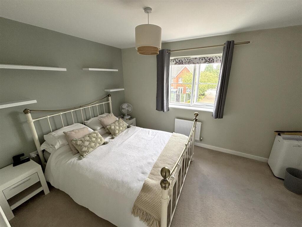 bedroom one.jpg