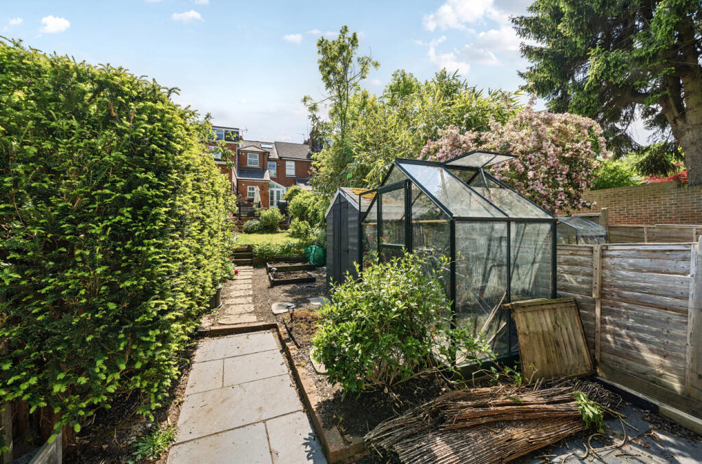 7-682341ea0ad6c-1...