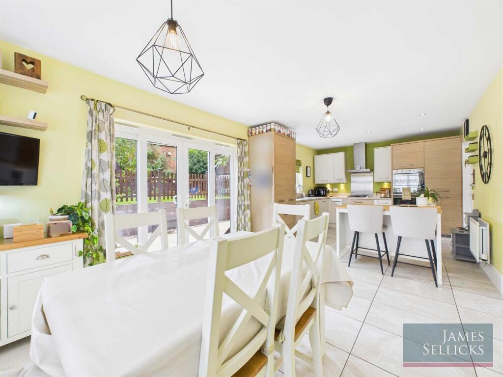 Open Plan Dining Kitchen