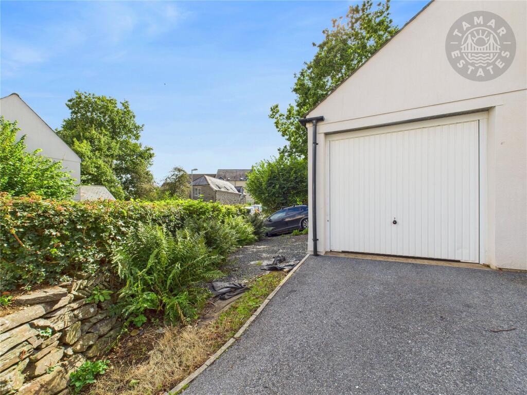 Driveway &amp; Garage