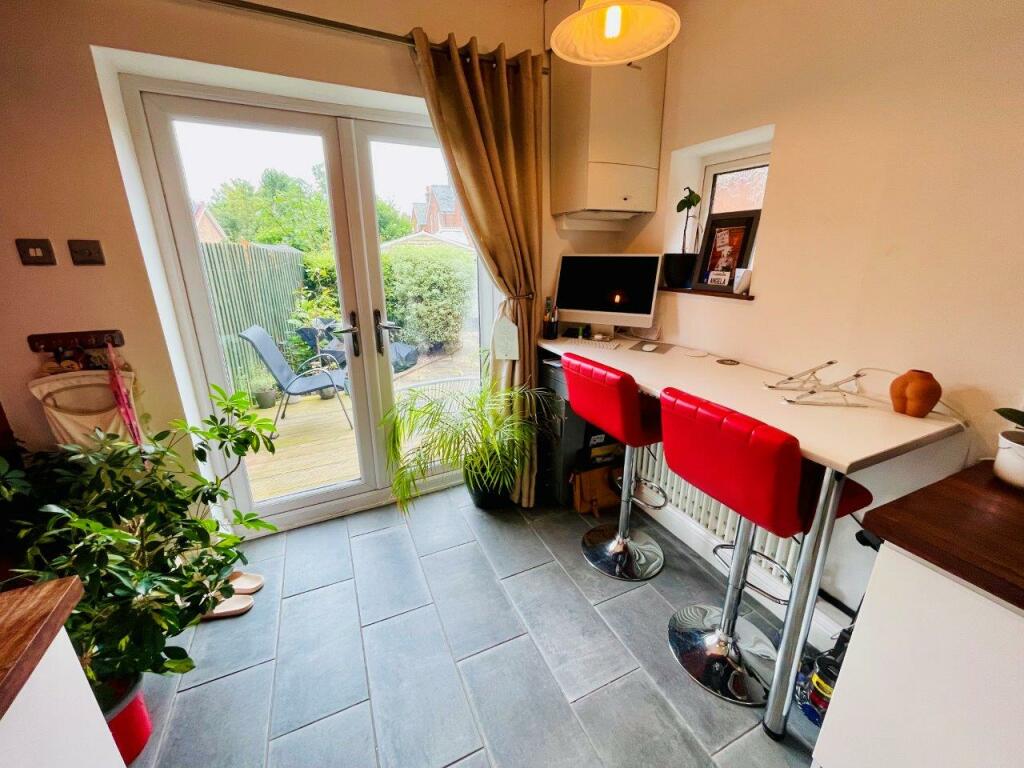 Kitchen/Breakfast Room