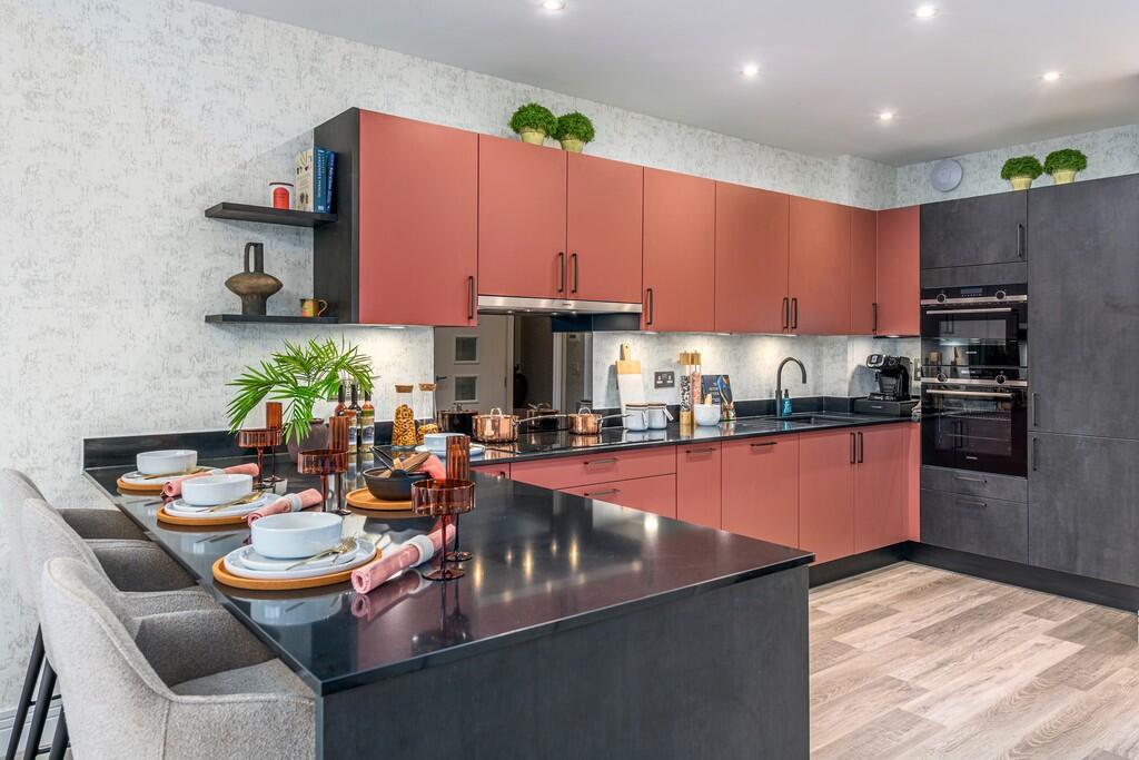 st crispin&#39;s court