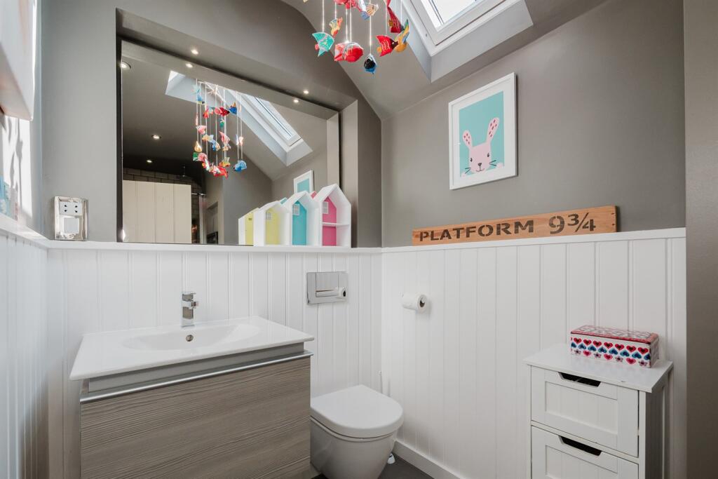 En-Suite Shower Room