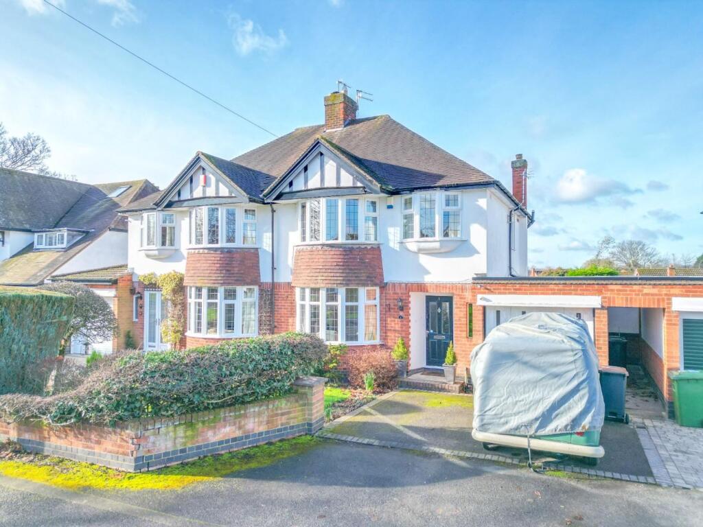 External Image -_-3.jpg