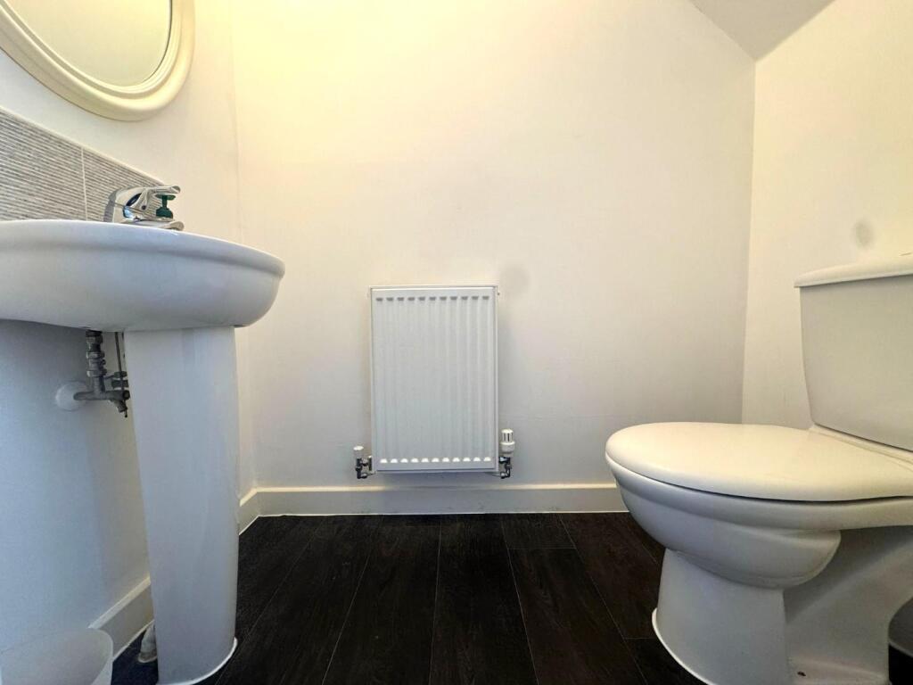 WhatsApp Image 2025-03-28 at 13.50.46_23819595.jpg