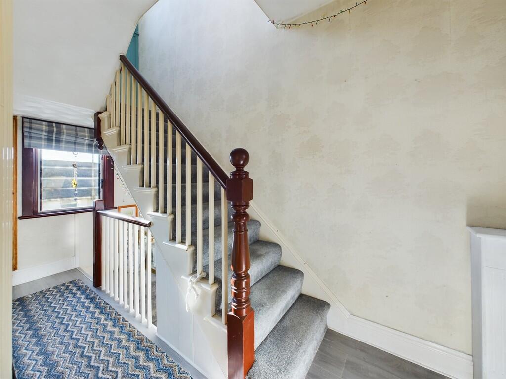 CAM03974G0-PR0090...