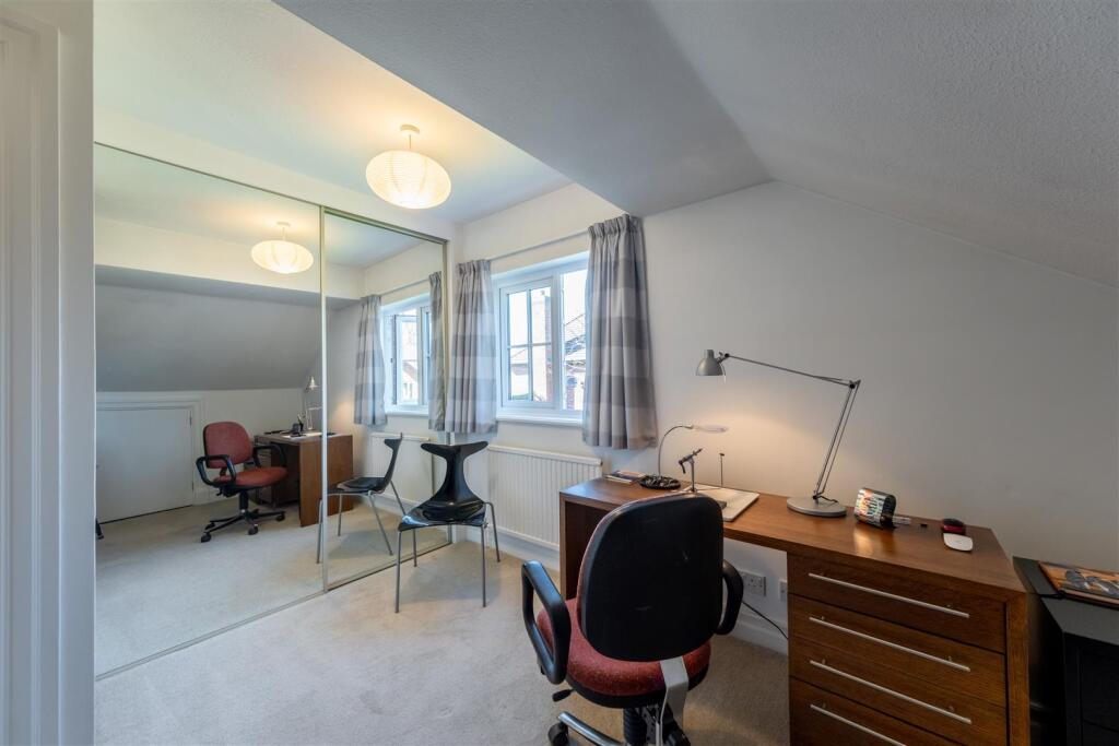14 St John's Way-039.jpg