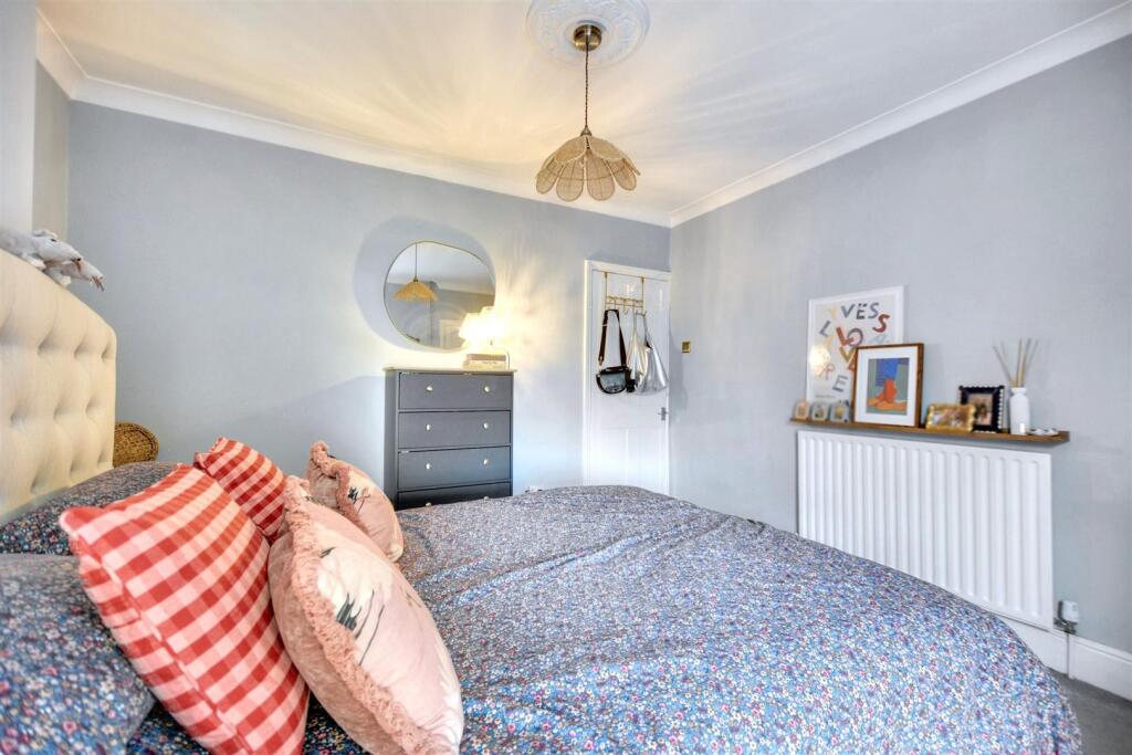 Bedroom 2_3.jpeg
