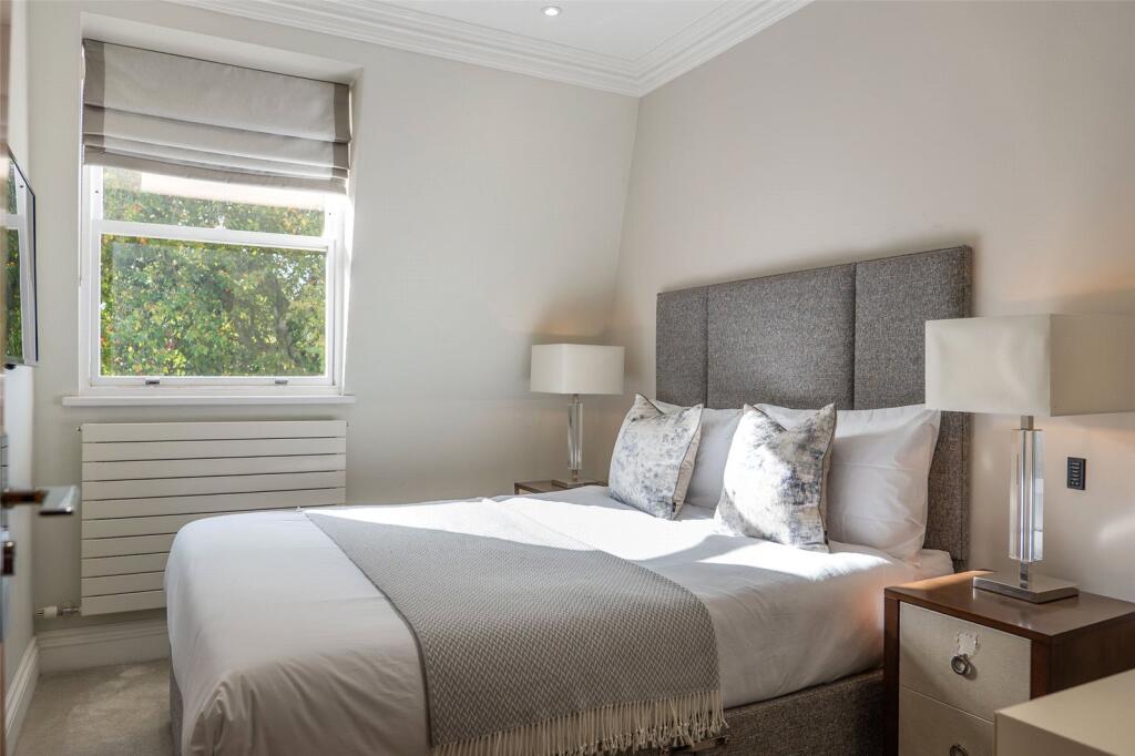 Double Bedroom