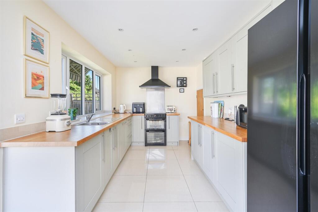 CORBET ROAD, 6- (13).jpg