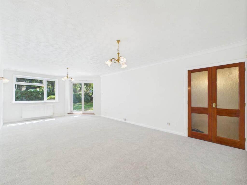 2 grosvenor court lo