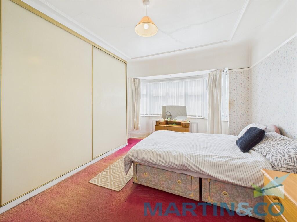 CAM01870G0-PR0163...