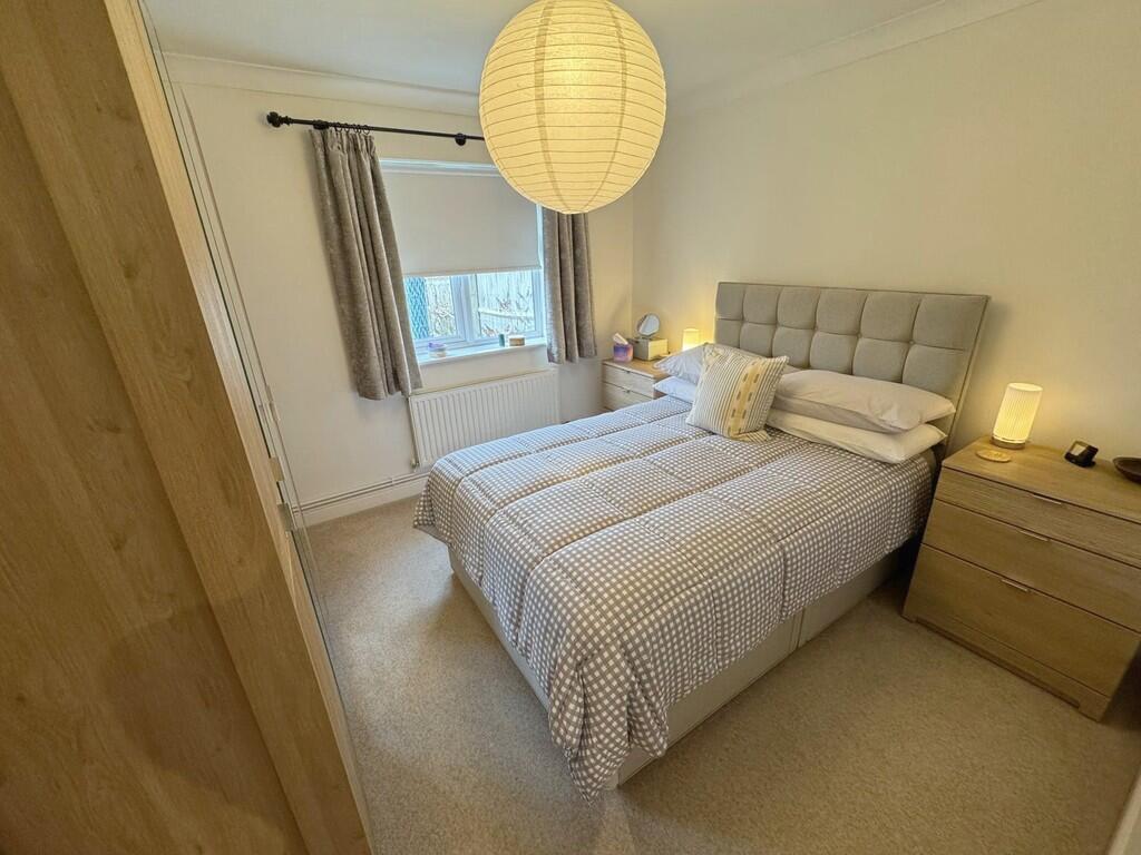 Facetune_27-01-20...