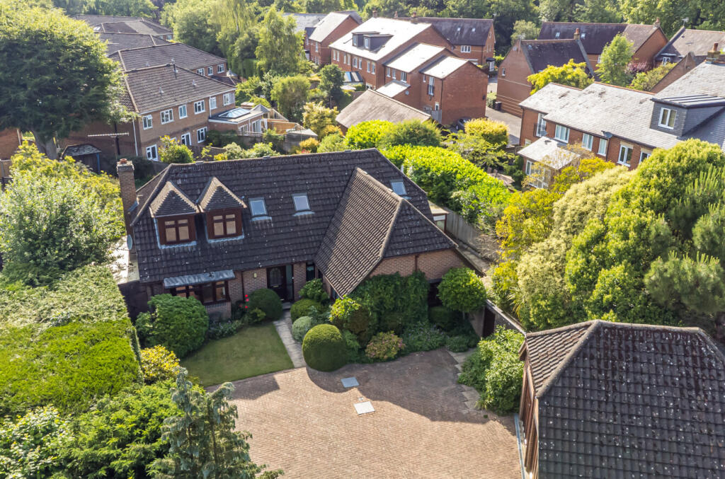 1306507-5-6849cce...