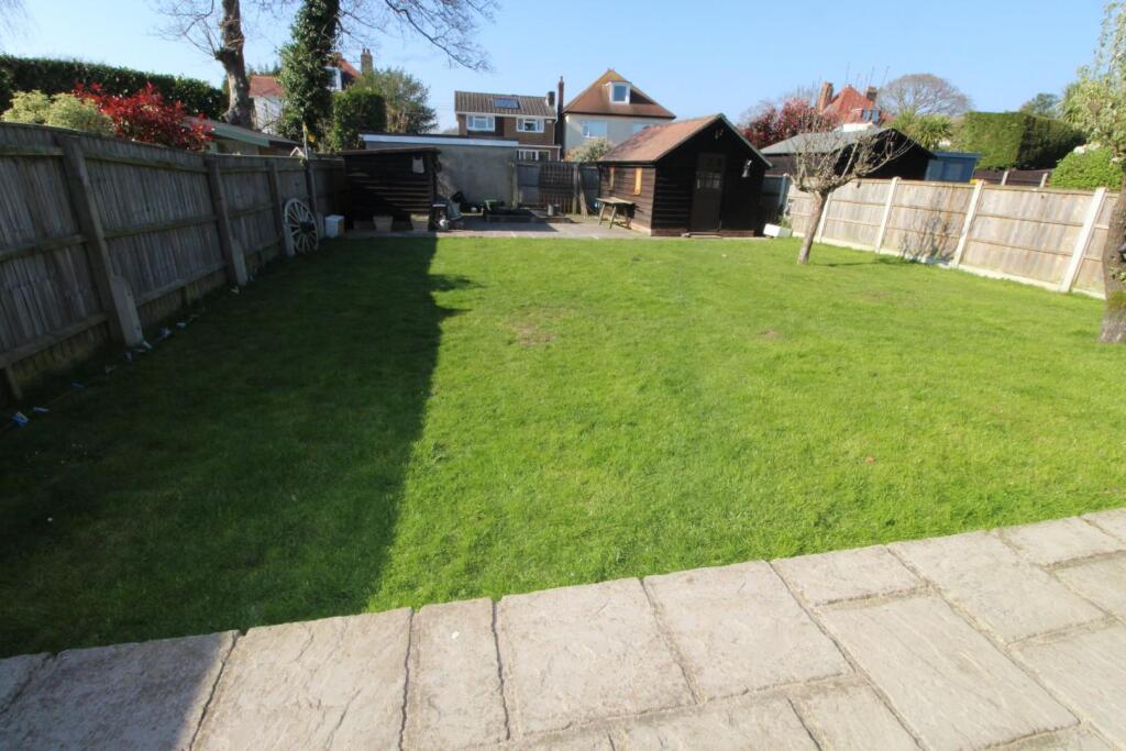 281a - 283a Lymington Road 020.JPG