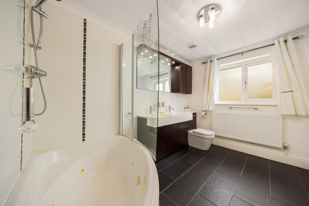 20240805-1220_Maison Haus - 4 Brookhouse Mill Ln, 