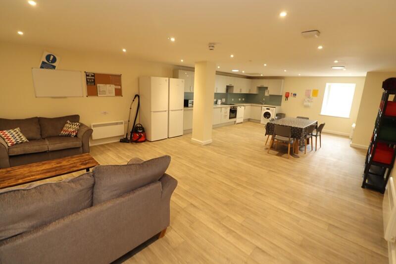 Communal Kitchen