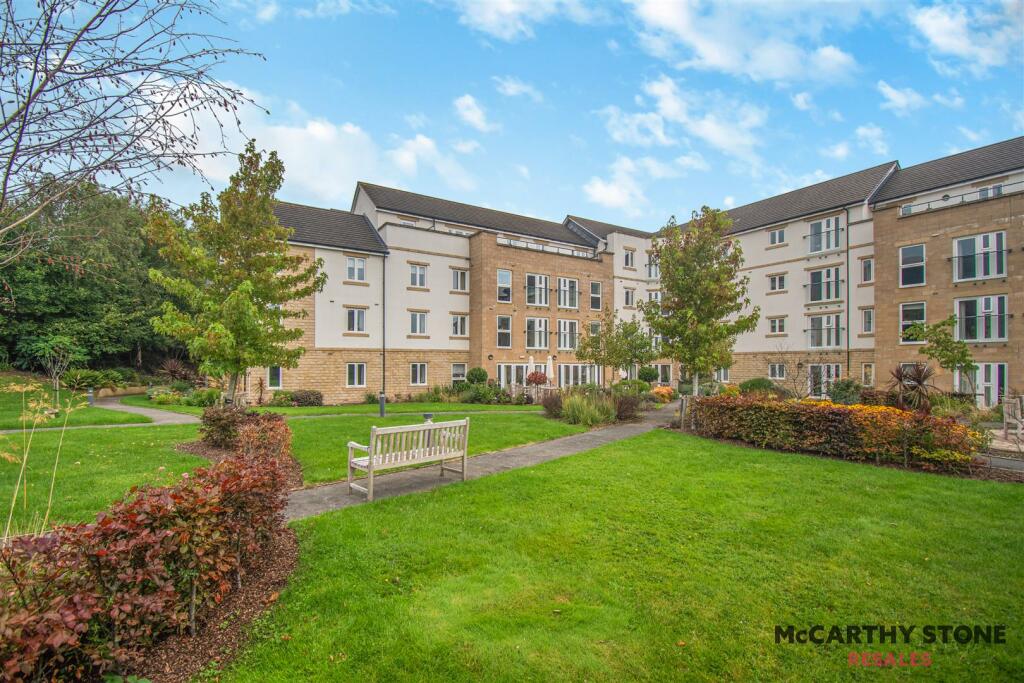 8618876-exterior12.jpg