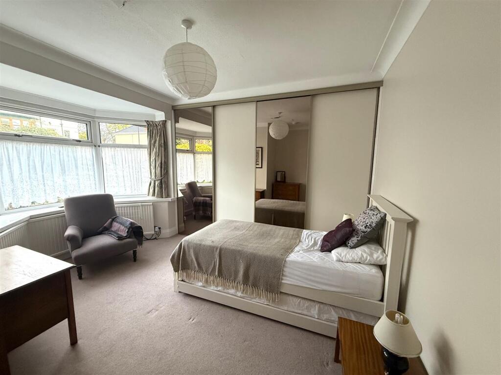 Bed 1 1 .jpg