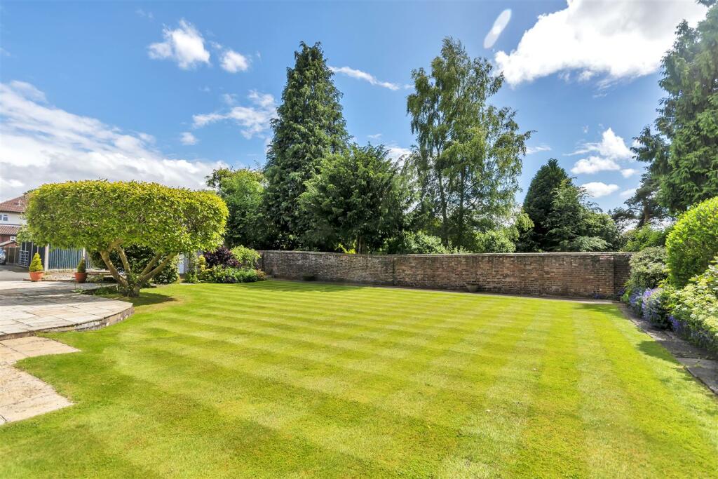 The Garden Additional Photograph