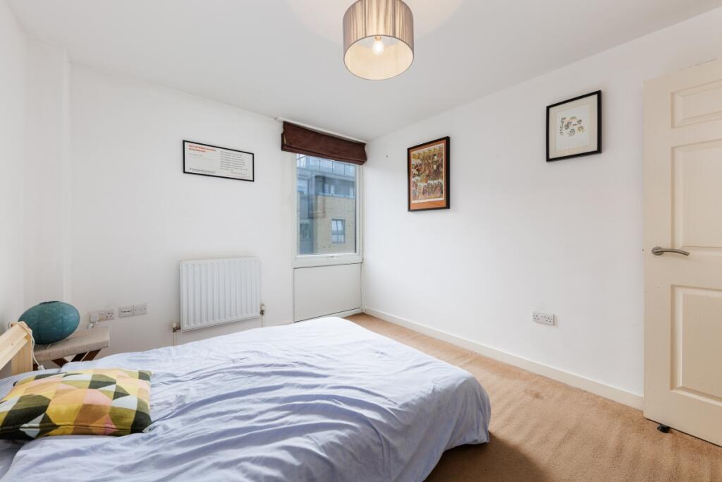 Gifford Street 11...