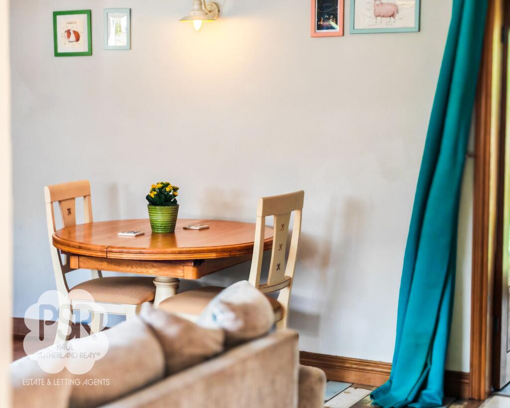 Lounge - Dining Area