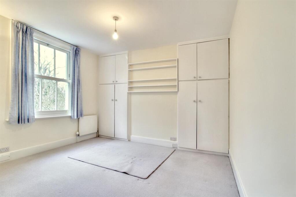 Bedroom 1.JPG