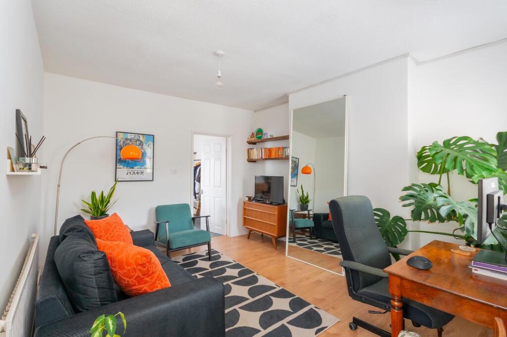 9A1ARBR - Living Room D.jpg