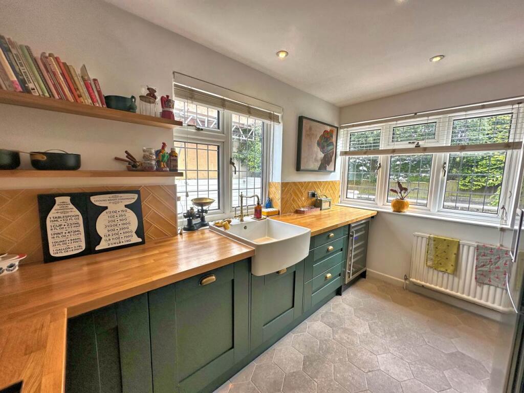 Kitchen 2 