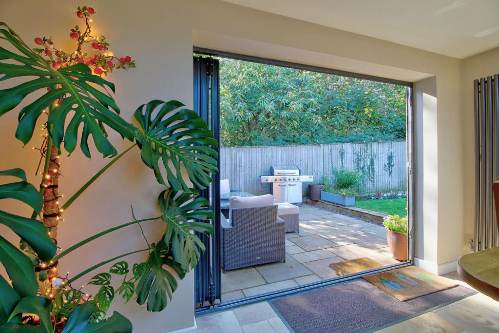 Bifolds get the afternoon sun