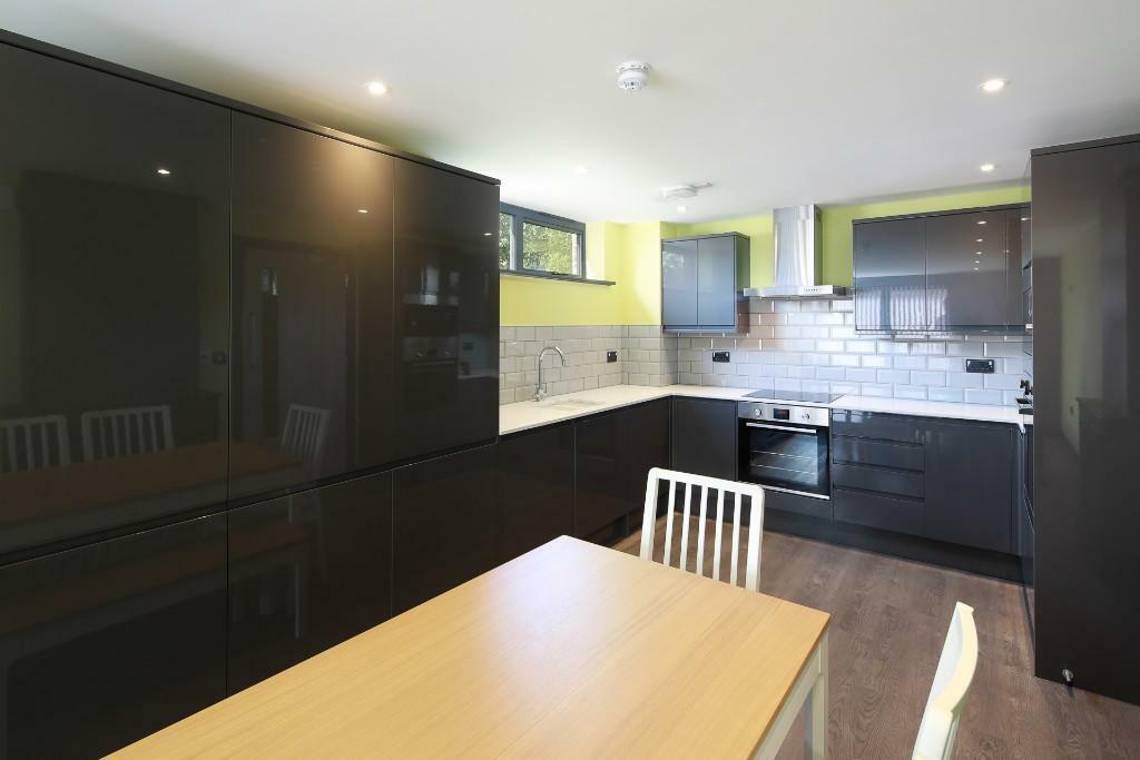 Flat 8 Kitchen