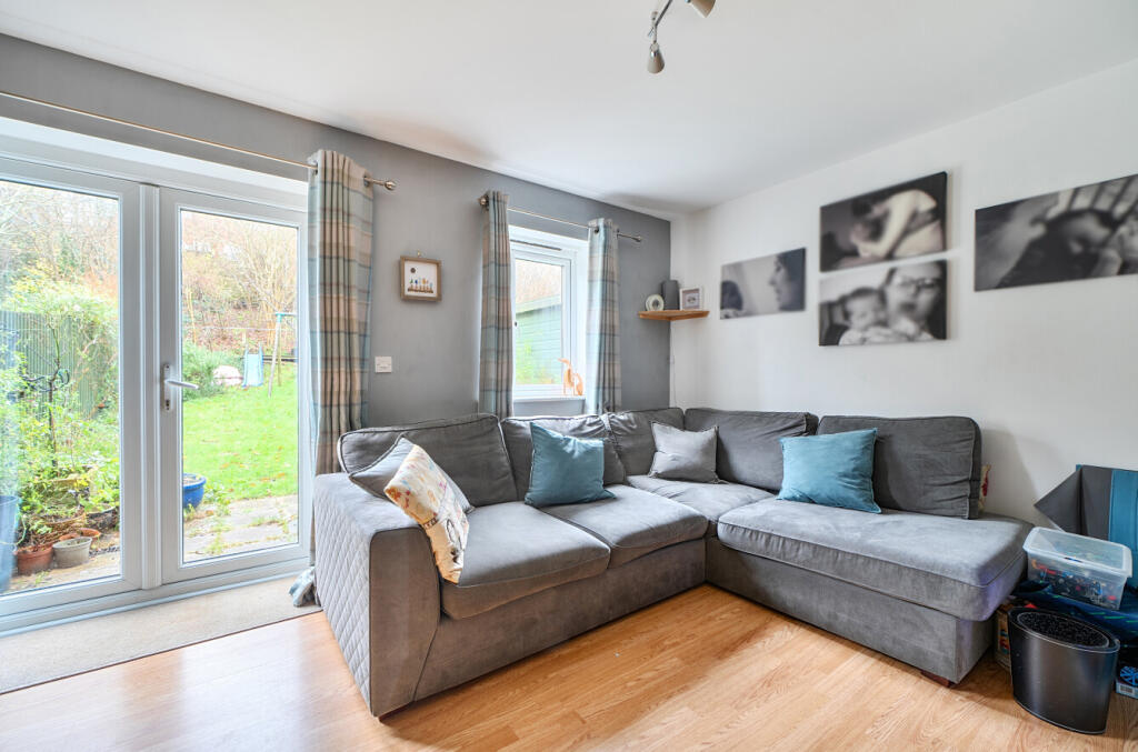 1388511-16-69429f...