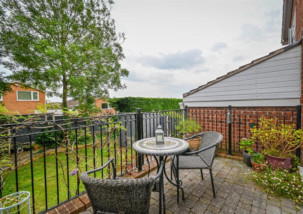 10 Hazel View-23.jpg