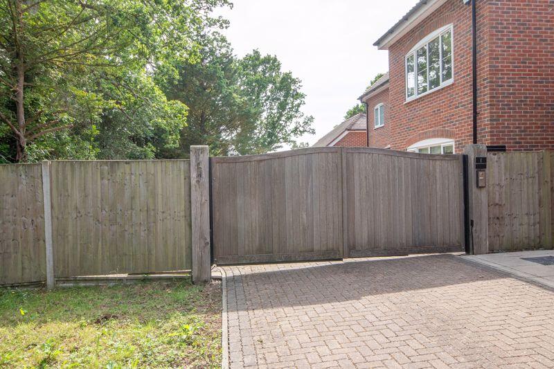 Electric Gates to Property