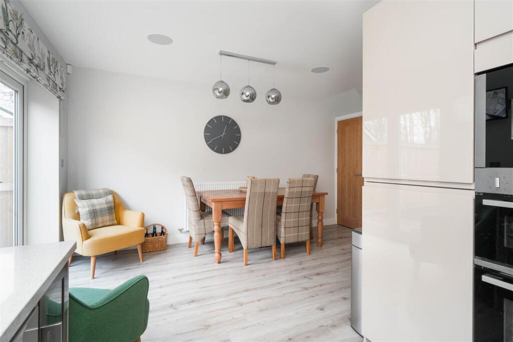 Kitchen-10.jpg