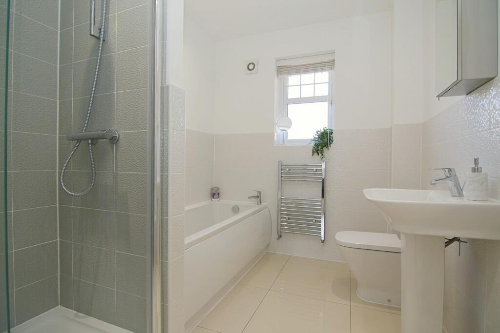 HOUSE BATHROOM
